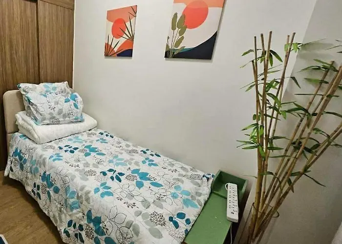 Staycation-resort Near Airport And Sm Bicutan With 3 Pools And Playground Apartamento